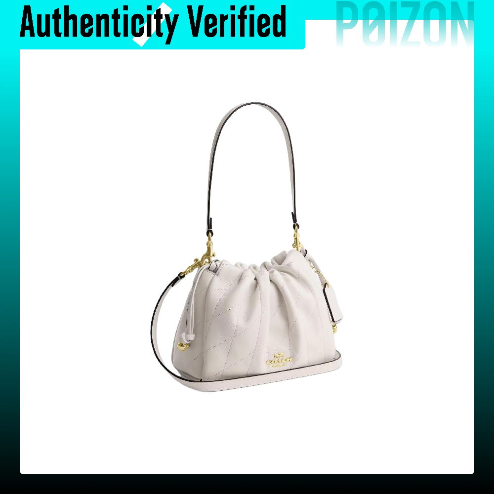 COACH Faye Sheepskin Shoulder  - Chalk Bag recension och pris